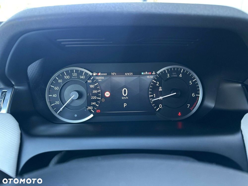 Land Rover Discovery Sport - 18