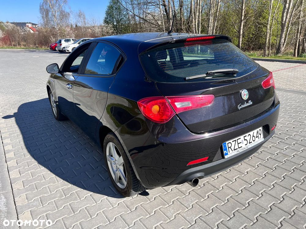 Alfa Romeo Giulietta 1.6 JTDM Veloce - 23