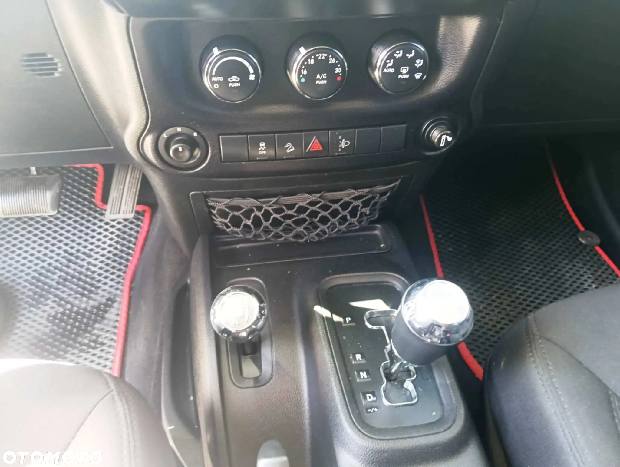 Jeep Wrangler 2.8 CRD Sport - 8
