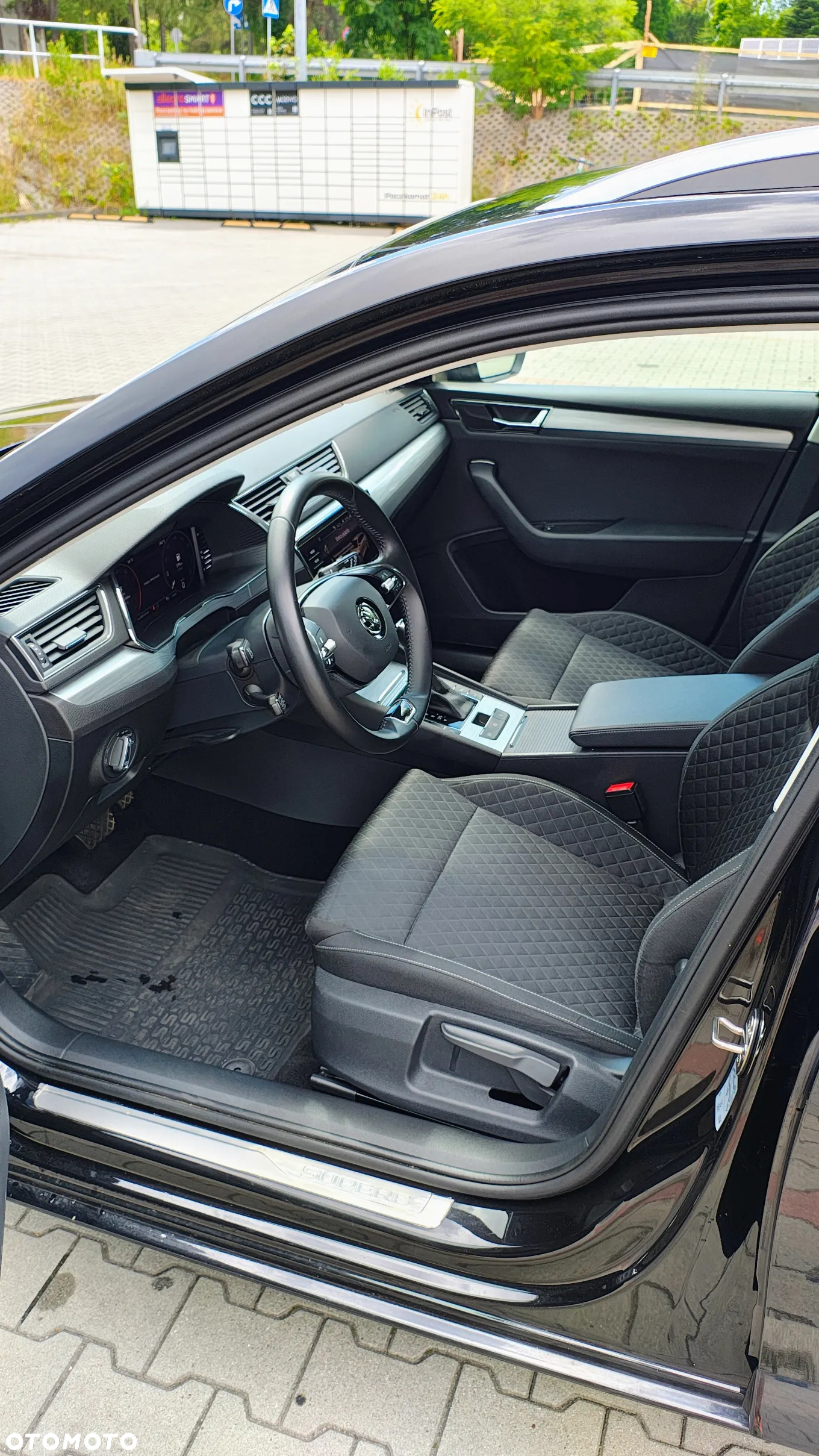Skoda Superb 2.0 TDI SCR Ambition DSG - 16