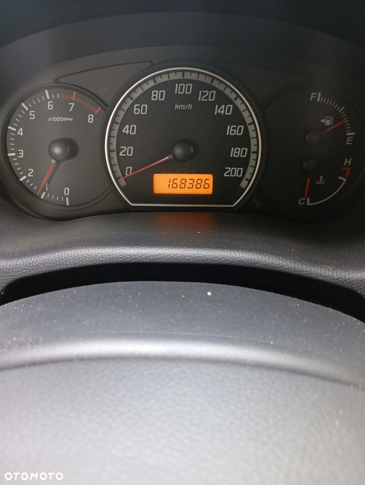 Suzuki Swift - 5