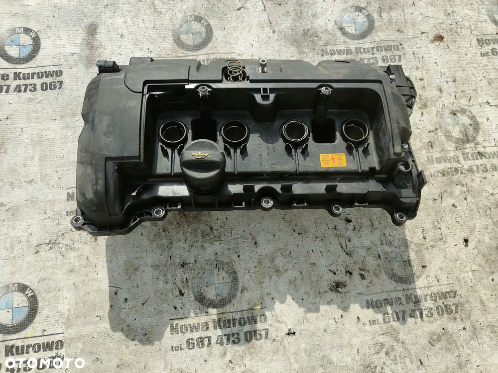 MINI R56 R55 N16 1.6i Peugeot VTI Pokrywa zaworów M03017B150 - 3