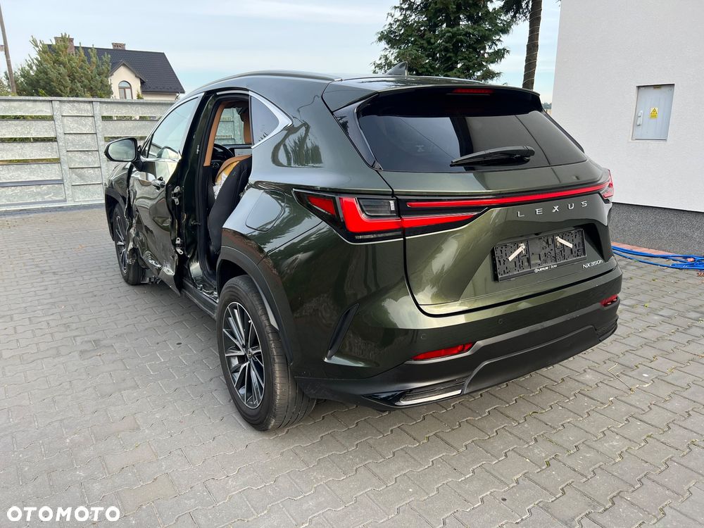 Lexus NX 350h Omotenashi AWD - 11