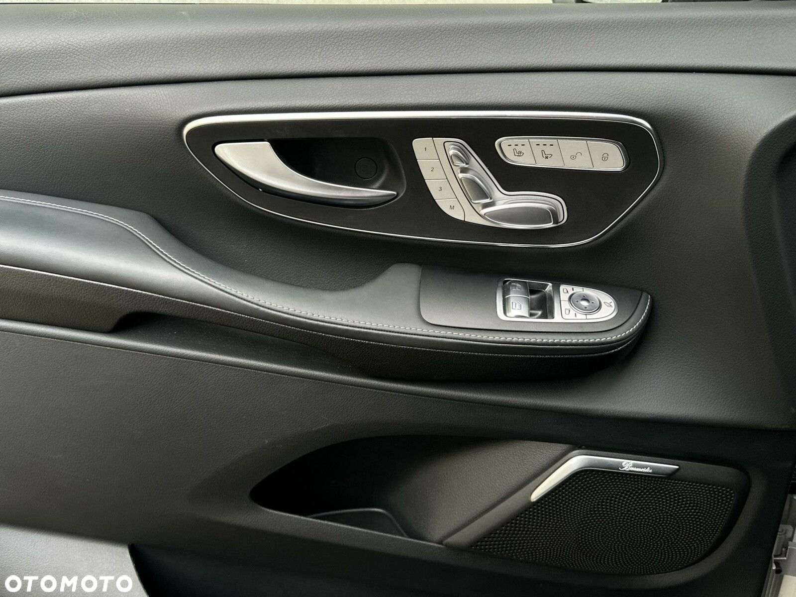 Mercedes-Benz Klasa V 300 d 4-Matic Avantgarde 9G-Tronic (ekstra d³) - 24
