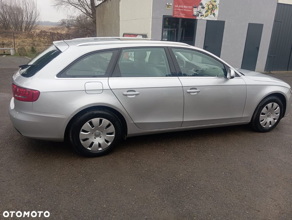 Audi A4 Avant - 8