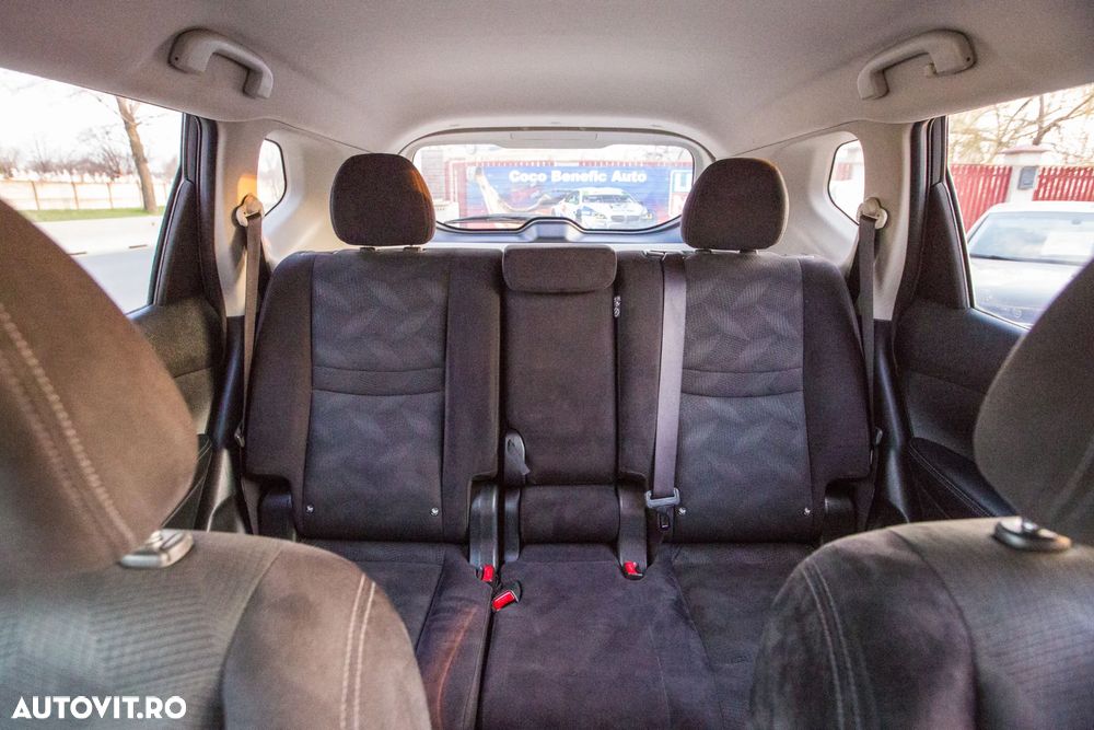 Nissan X-Trail 1.6 dCi Xtronic Tekna - 27