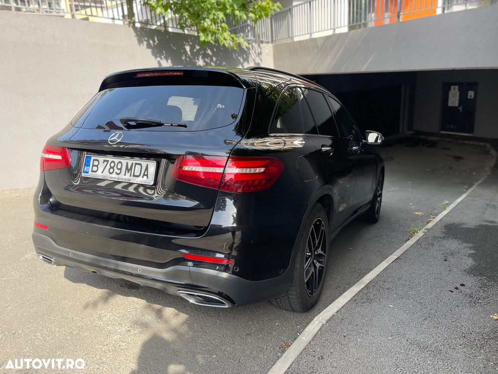 Mercedes-Benz GLC 250 d 4Matic 9G-TRONIC AMG Line - 25