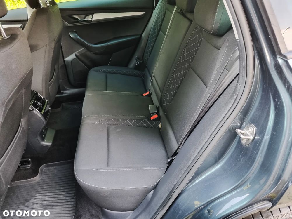 Skoda Karoq 2.0 TDI SCR 4x4 Style DSG - 35
