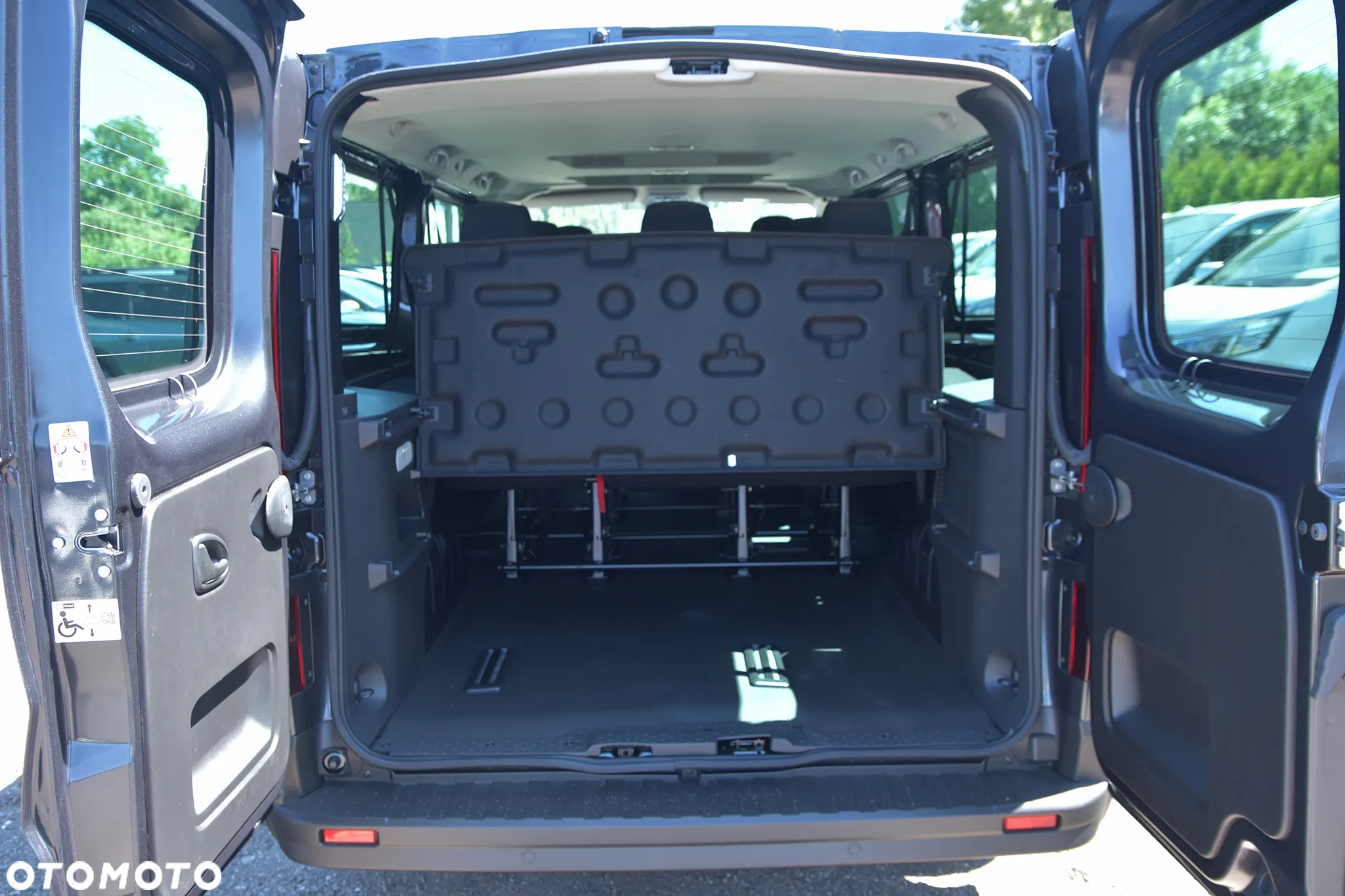 Renault Trafic Kombi 2.0 Blue dCi L2 Equilibre - 8