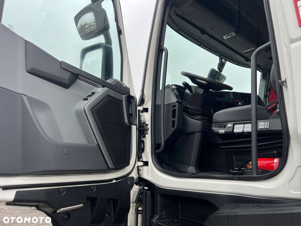 Renault GAMA T 440 13 L MOTOR - 13