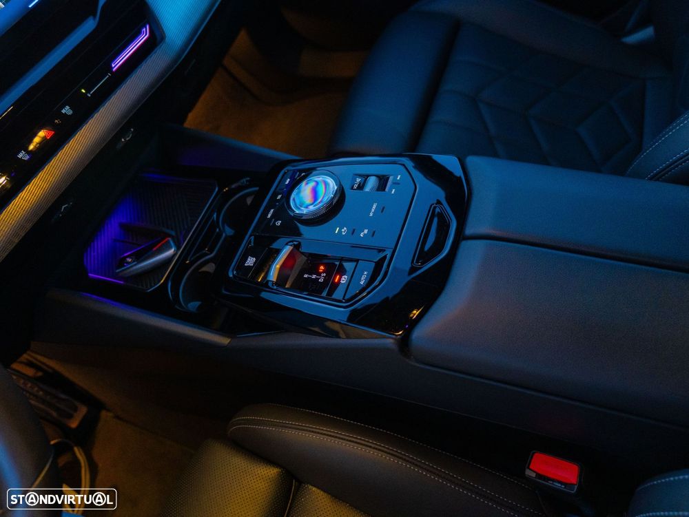 BMW 520 d Pack Desportivo M - 22