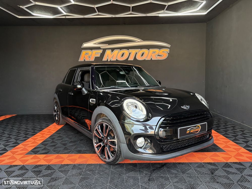 MINI 5 Portas Cooper D Aut. - 3