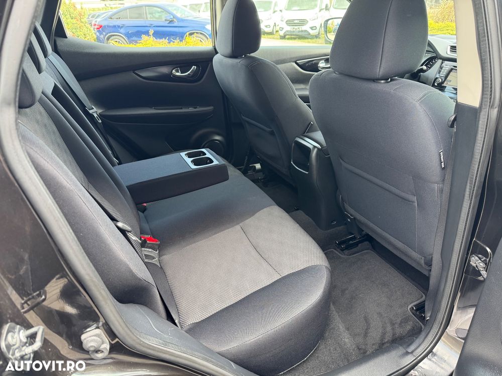 Nissan Qashqai 1.6 DCI Start/Stop 4X4 Acenta SP - 16