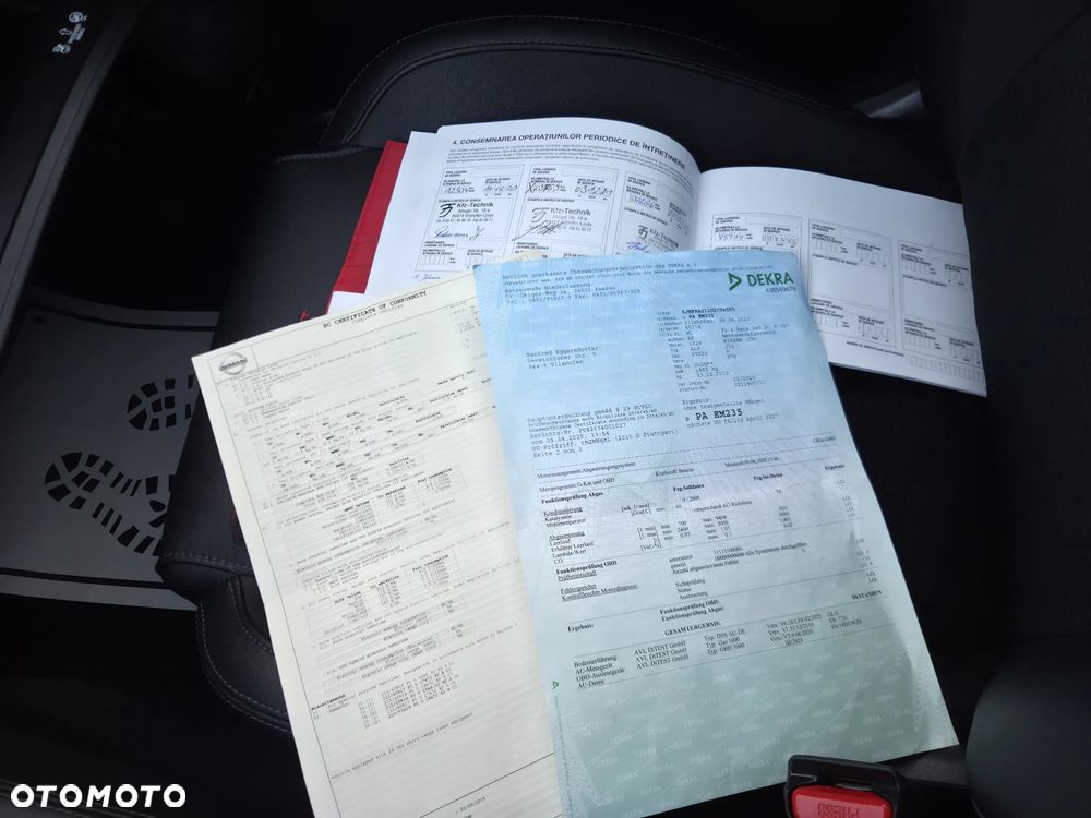 Nissan Qashqai 1.3 DIG-T N-Connecta DCT - 33