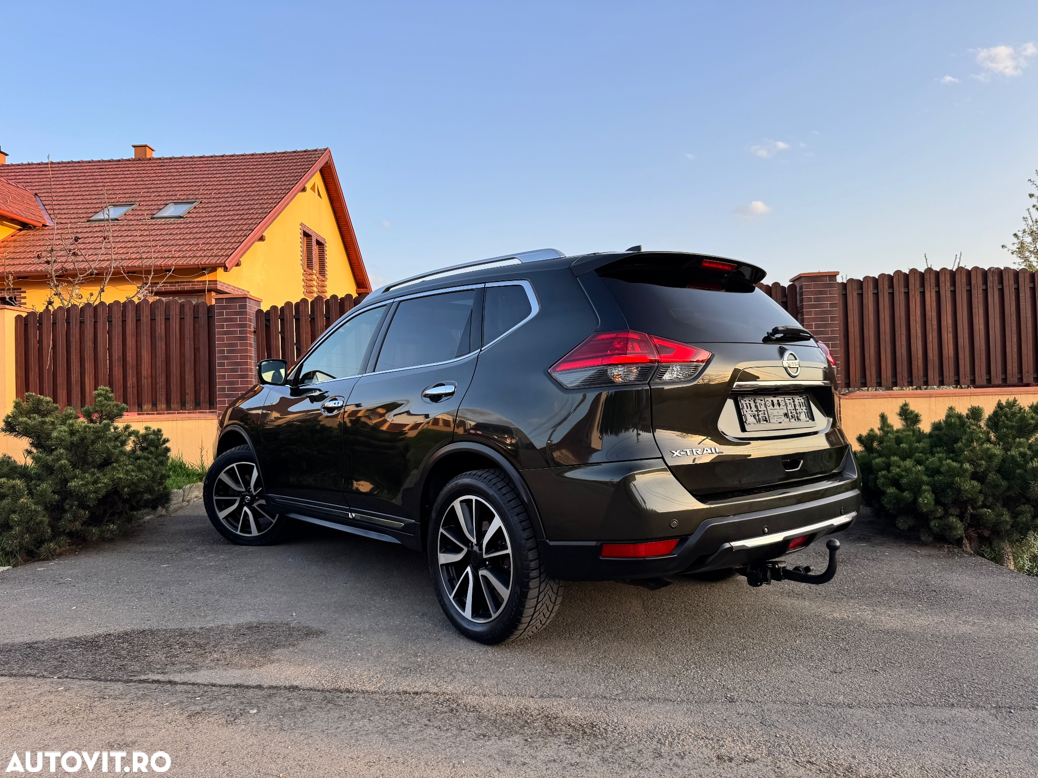 Nissan X-Trail 2.0 dCi ALL-MODE 4x4i Xtronic Acenta - 6
