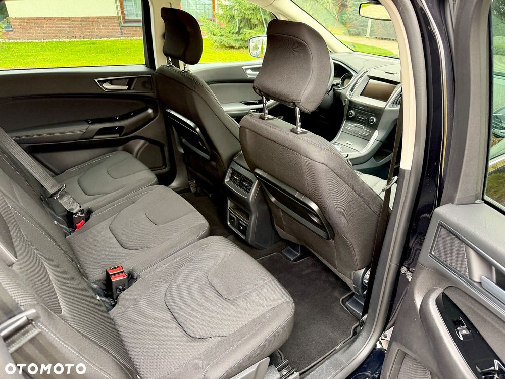 Ford S-Max - 34