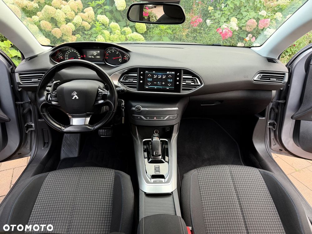Peugeot 308 1.5 BlueHDi Allure Pack S&S EAT8 - 6