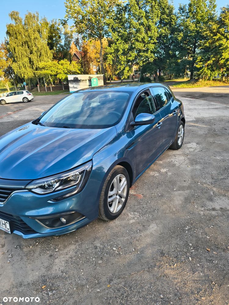 Renault Megane 1.5 dCi Limited EDC EU6 - 4