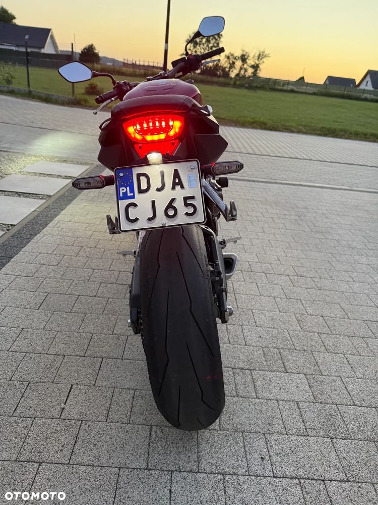Honda CB - 11