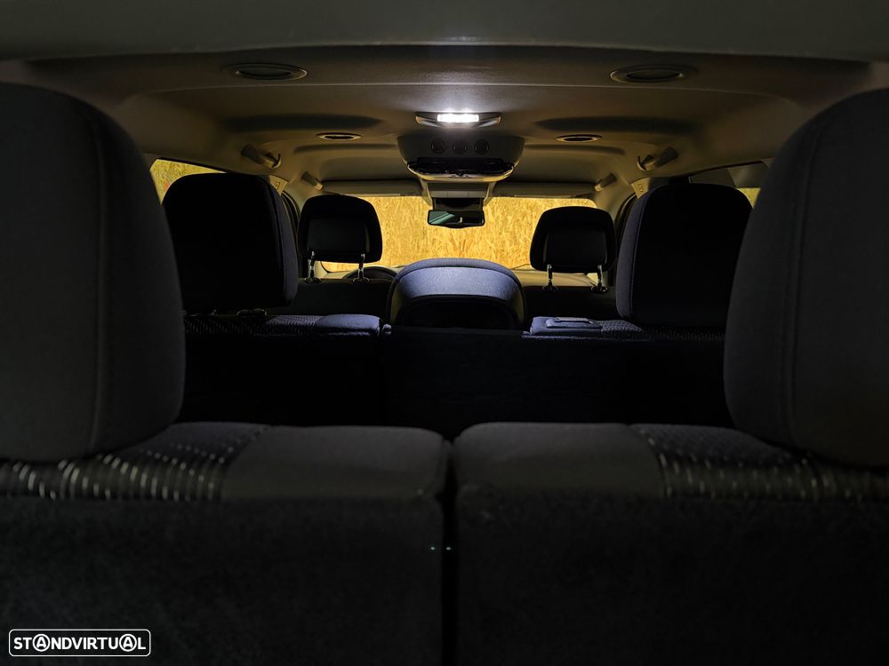 Fiat Freemont 2.0 M-Jet Urban - 29