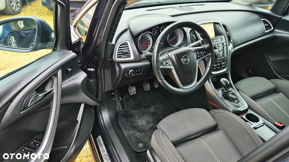 Opel Astra 1.4 Turbo Cosmo - 30