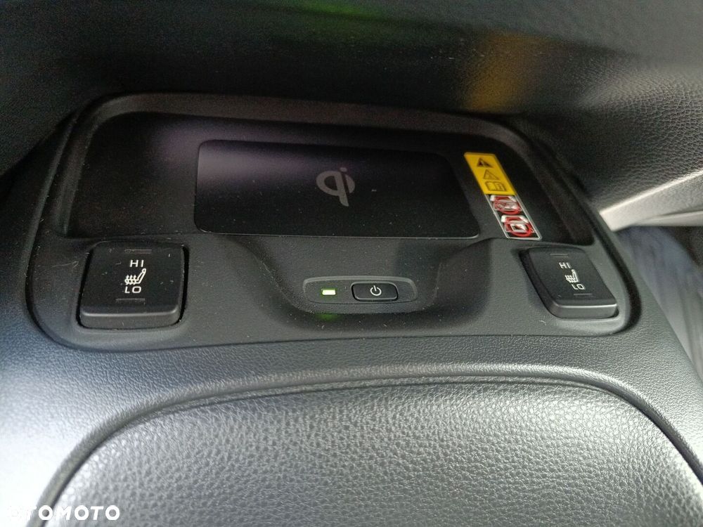 Toyota Corolla 1.8 Hybrid Style - 21
