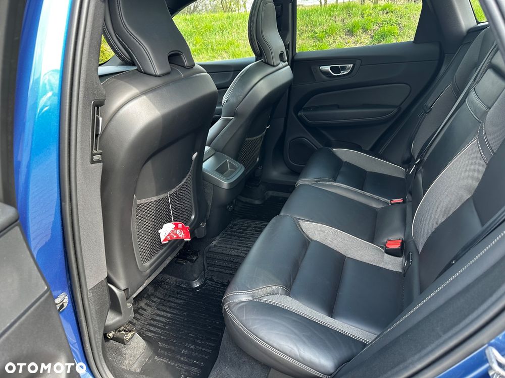 Volvo XC 60 B4 D R-Design - 15