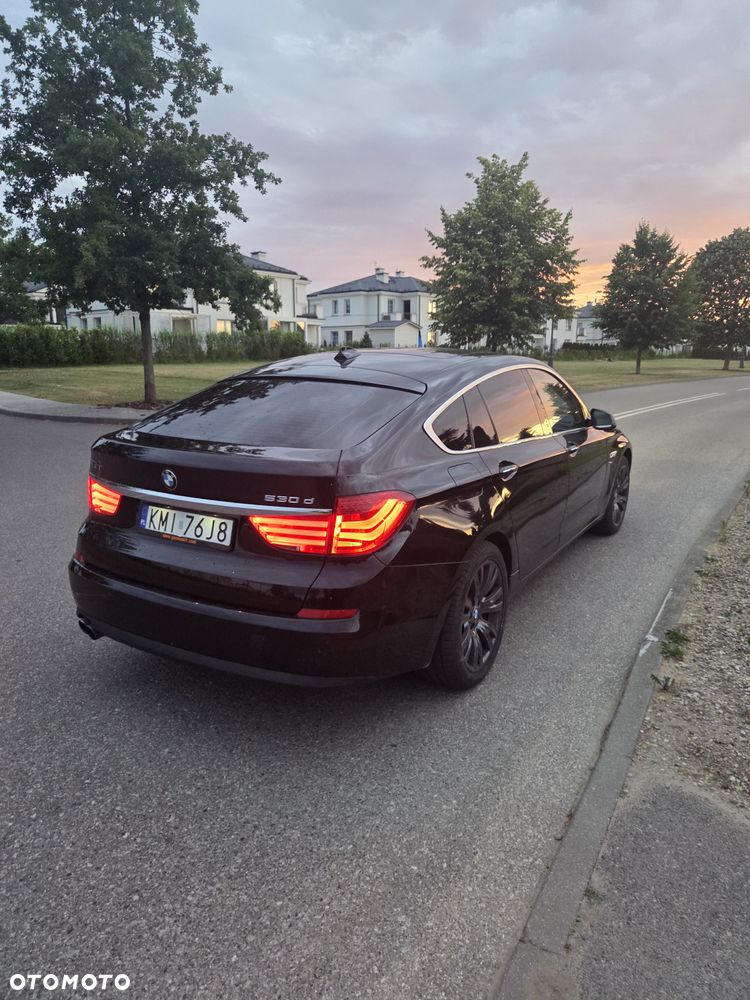 BMW 5GT 530d xDrive - 2