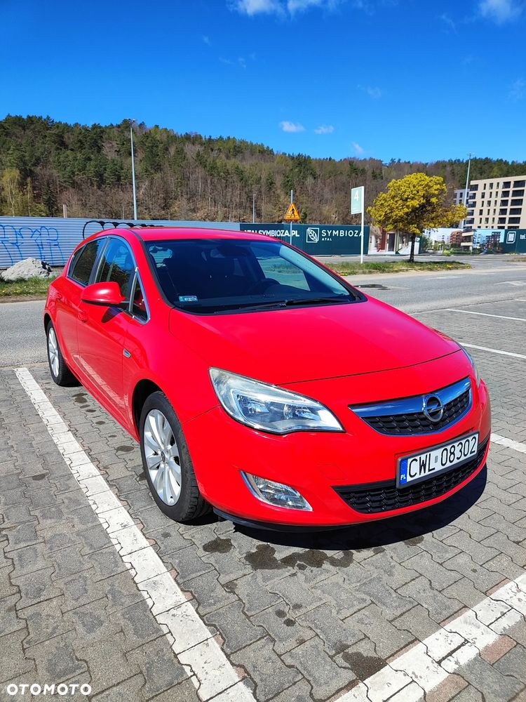 Opel Astra 1.4 T Cosmo - 9