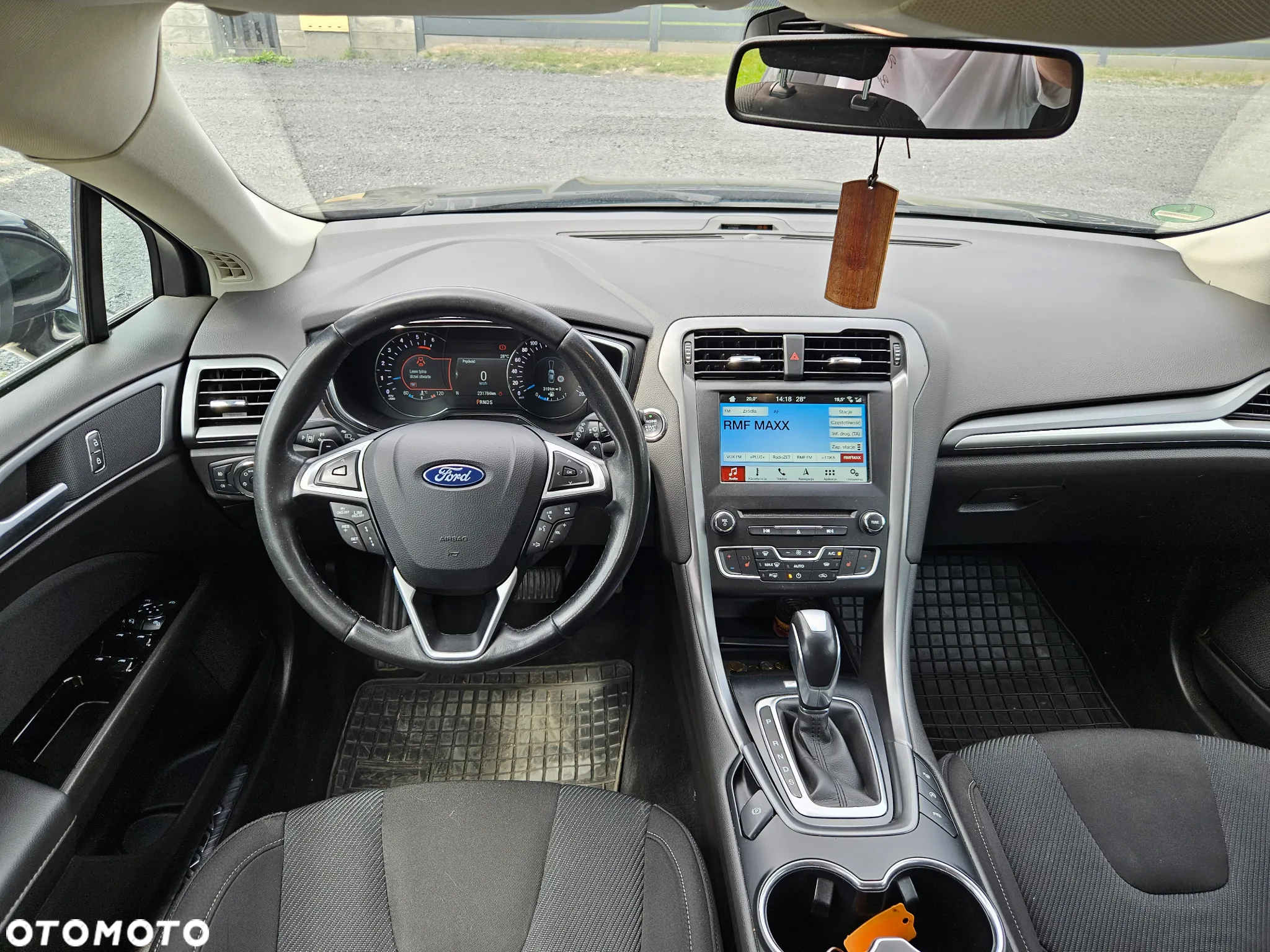 Ford Mondeo 2.0 TDCi Titanium PowerShift - 12