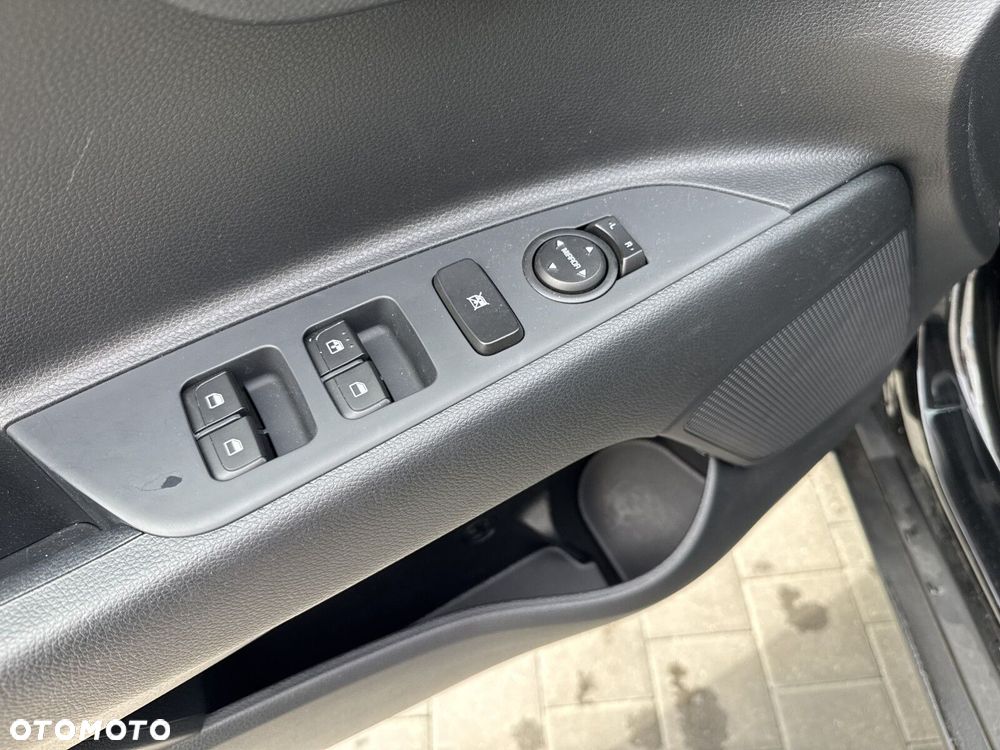 Kia Stonic 1.2 M - 13