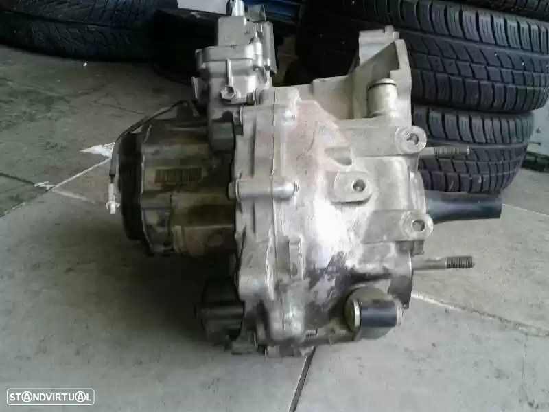 CAIXA VELOCIDADES SUZUKI SWIFT II FASTBACK 1996 -Y534357 - 3