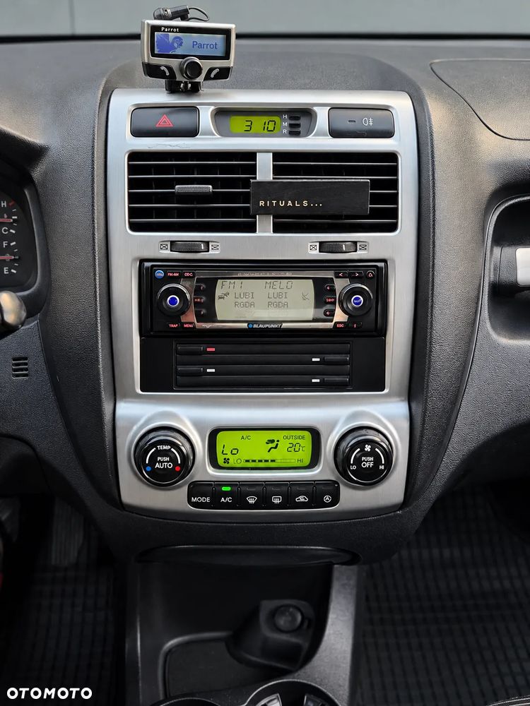 Kia Sportage 2.0 2WD Champ - 24
