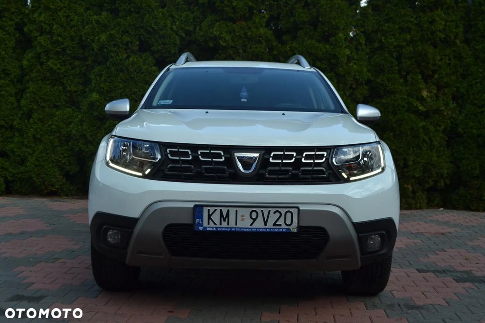 Dacia Duster 1.6 SCe Laureate S&S - 10