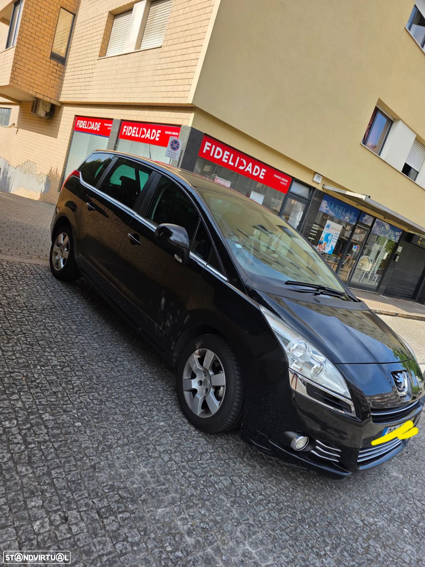 Peugeot 5008 1.6 HDi Executive - 1