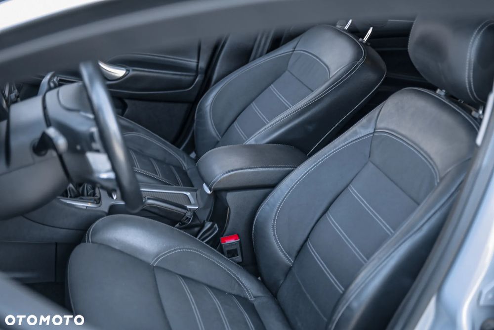 Ford Mondeo 2.0 TDCi Titanium - 17