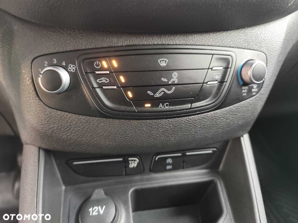 Ford transit-courier Transit Courier 1.5 TDCi 75KM Trend - 12