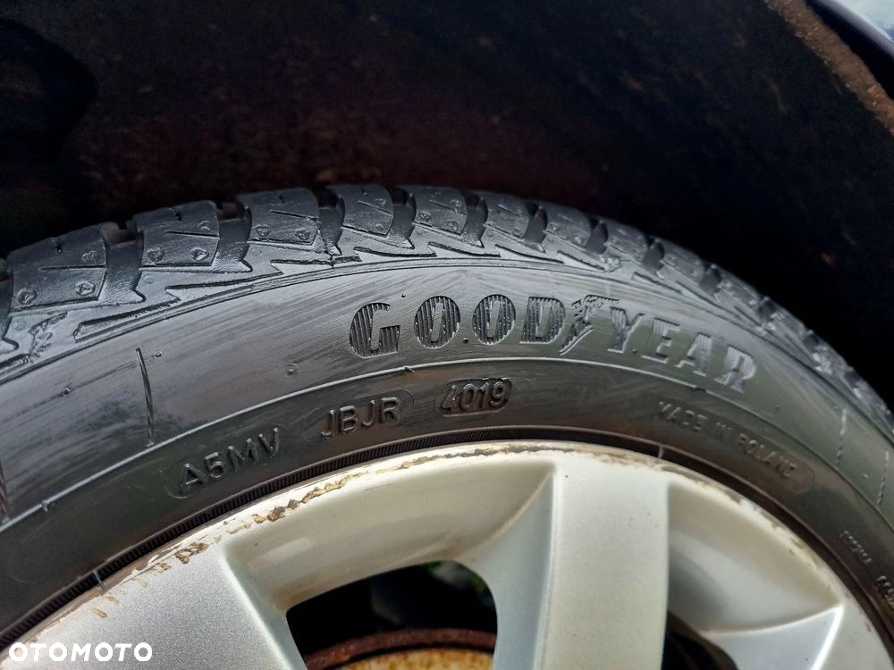 Ford Fiesta 1.6 Trend - 7