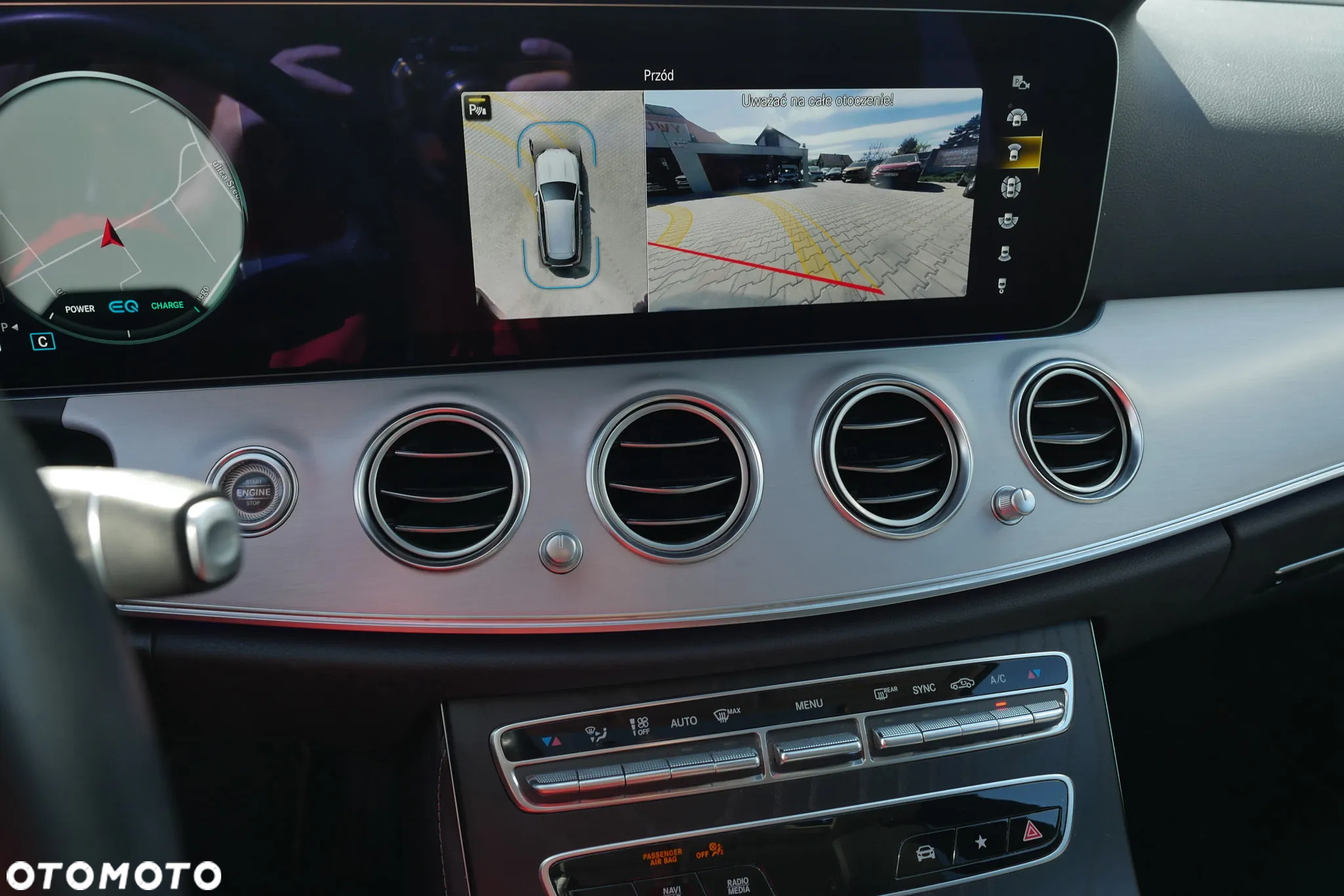 Mercedes-Benz Klasa E 220 d 4Matic T 9G-TRONIC Avantgarde - 18
