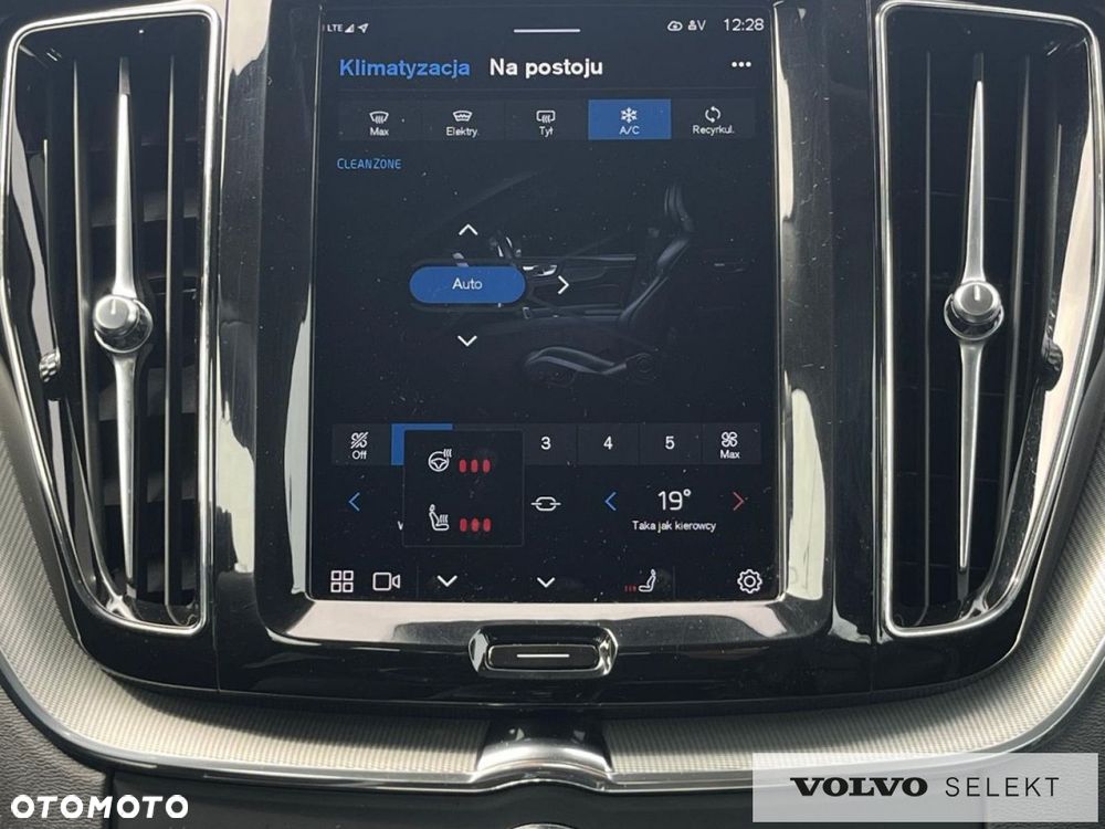 Volvo XC 60 - 24