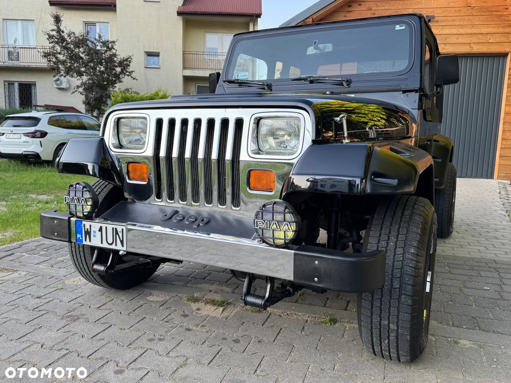 Jeep Wrangler - 9