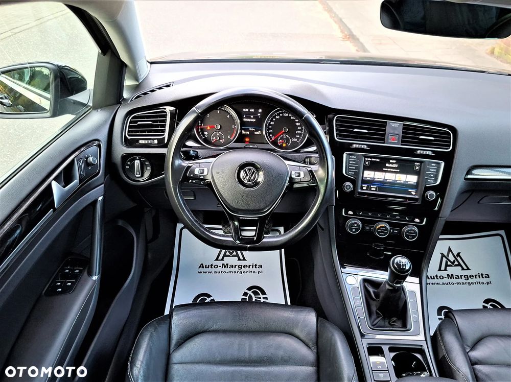 Volkswagen Golf 2.0 BlueTDI Highline - 33