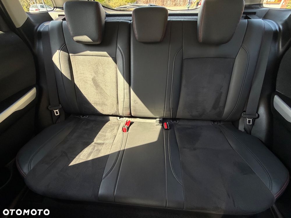 Suzuki Vitara 1.4 Boosterjet Premium 4WD - 32