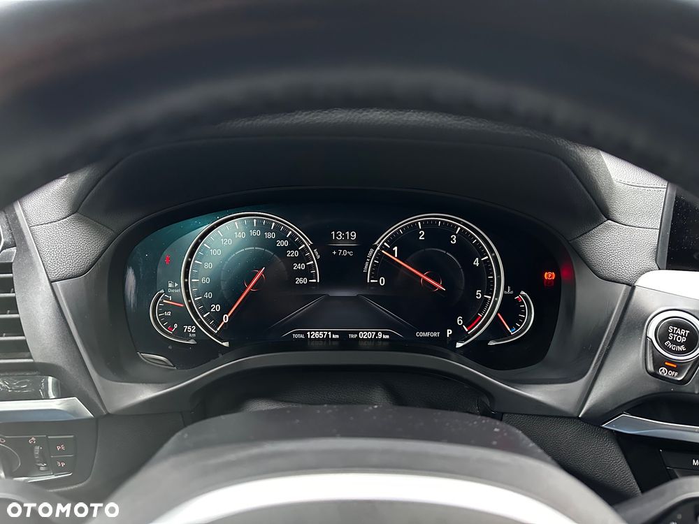 BMW X3 xDrive20d Luxury Line - 6