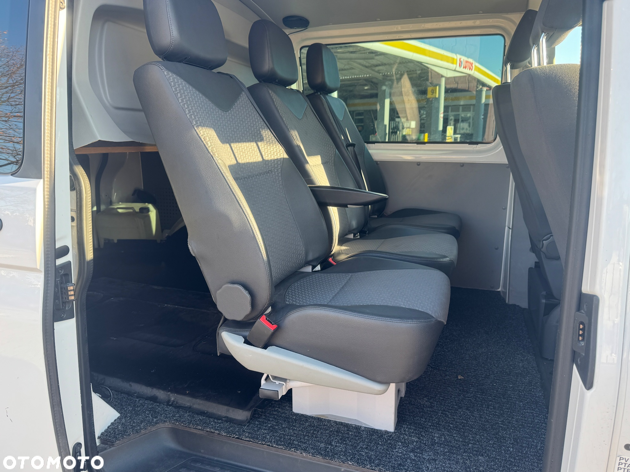 Volkswagen Transporter Caravelle DSG Edition - 8