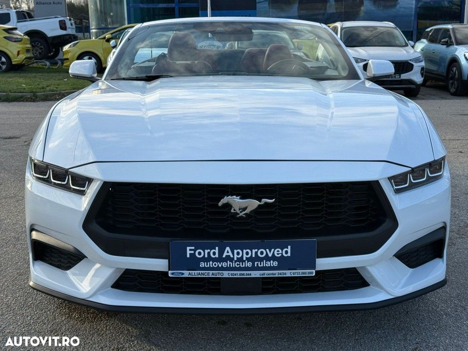 Ford Mustang - 6