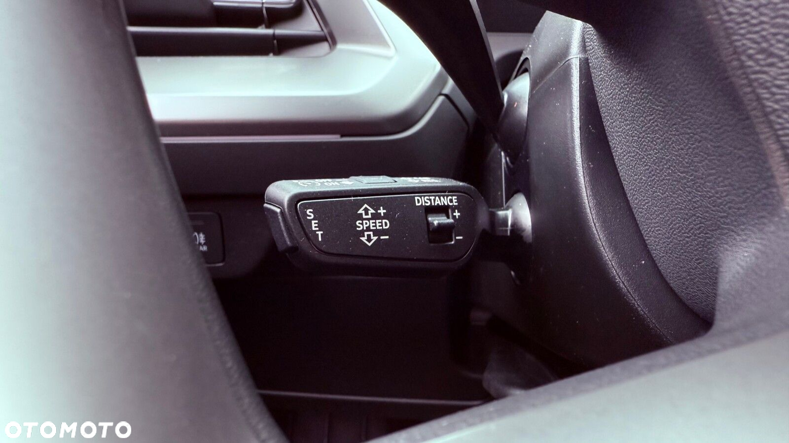 Audi Q4 e-tron - 24