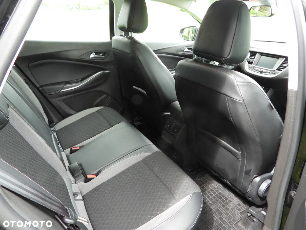 Opel Grandland X 1.6 T Innovation S&S - 10