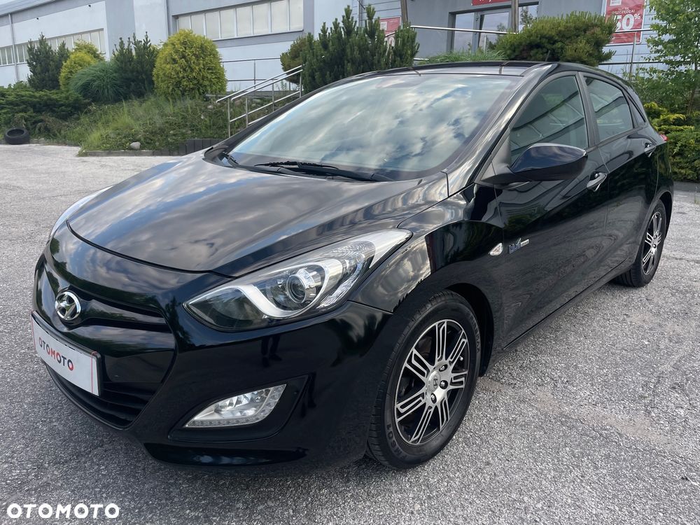 Hyundai i30 blue 1.6 CRDi Style - 23