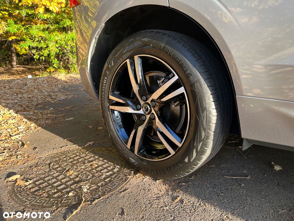 Volvo XC 60 B4 B Plus Dark - 15